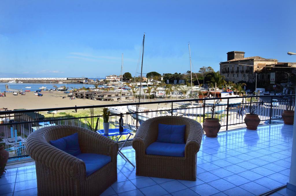 Terrazza Sul Mare Apartman Giardini-Naxos Kültér fotó